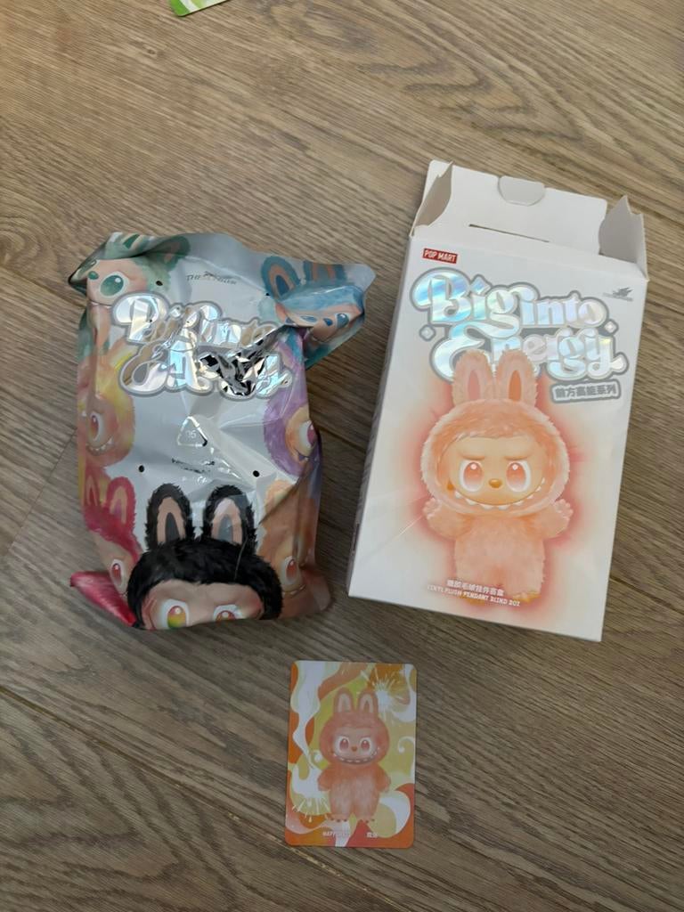 Labubu Happiness nieuw, Ophalen of Verzenden, Zo goed als nieuw