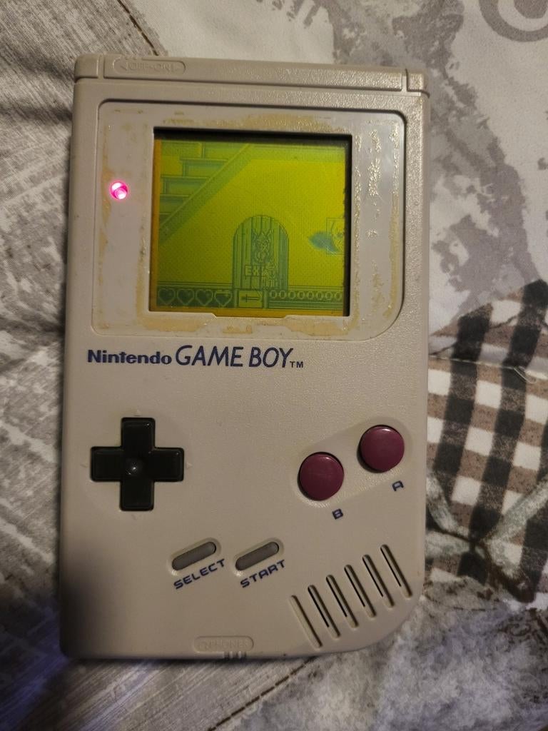 Oude nintendo gameboy met spel the addams family, Ophalen, Gebruikt