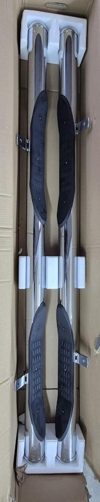 2 sets originele sidebars voor Kia Sorento. Nieuw in doos!, Ophalen, Nieuw