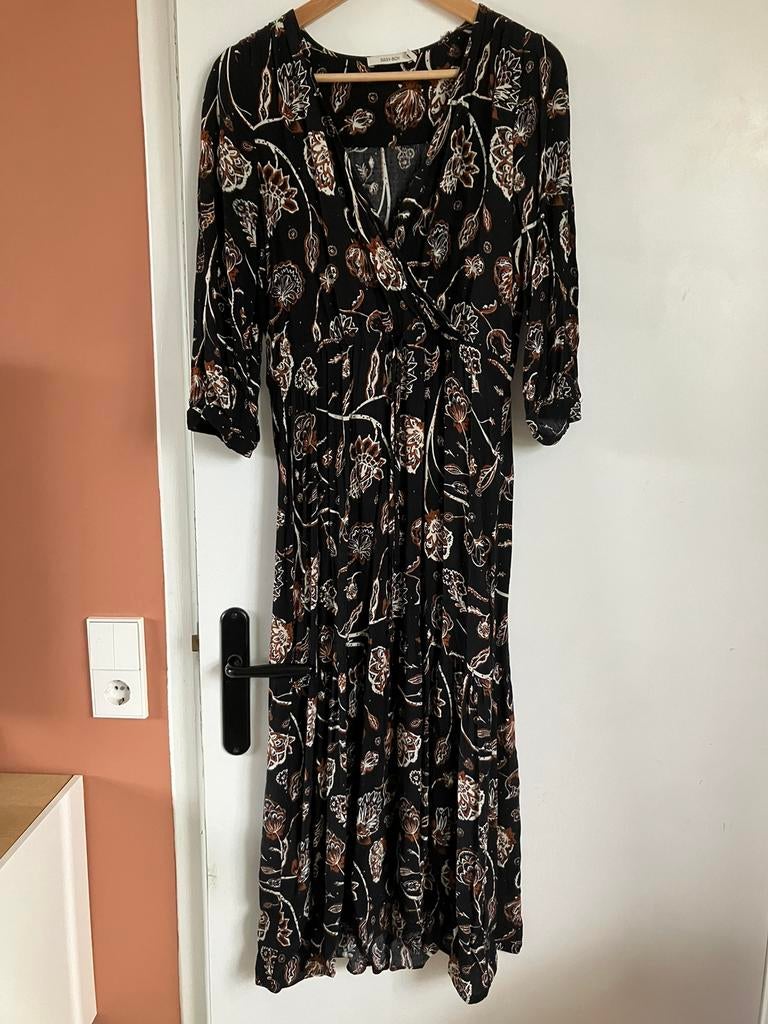 Lange jurk viscose Sissy Boy S/M zwart bruin wit bloemen, Ophalen of Verzenden, Zo goed als nieuw