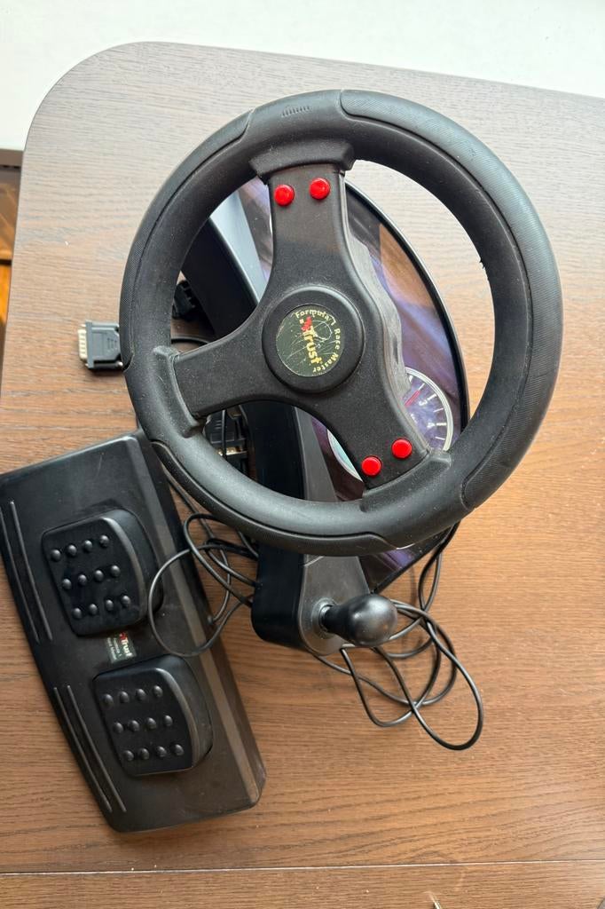 Oldschool Trust F1 Race Master, Spelcomputers en Games, Ophalen, Gebruikt, Stuur of Pedalen