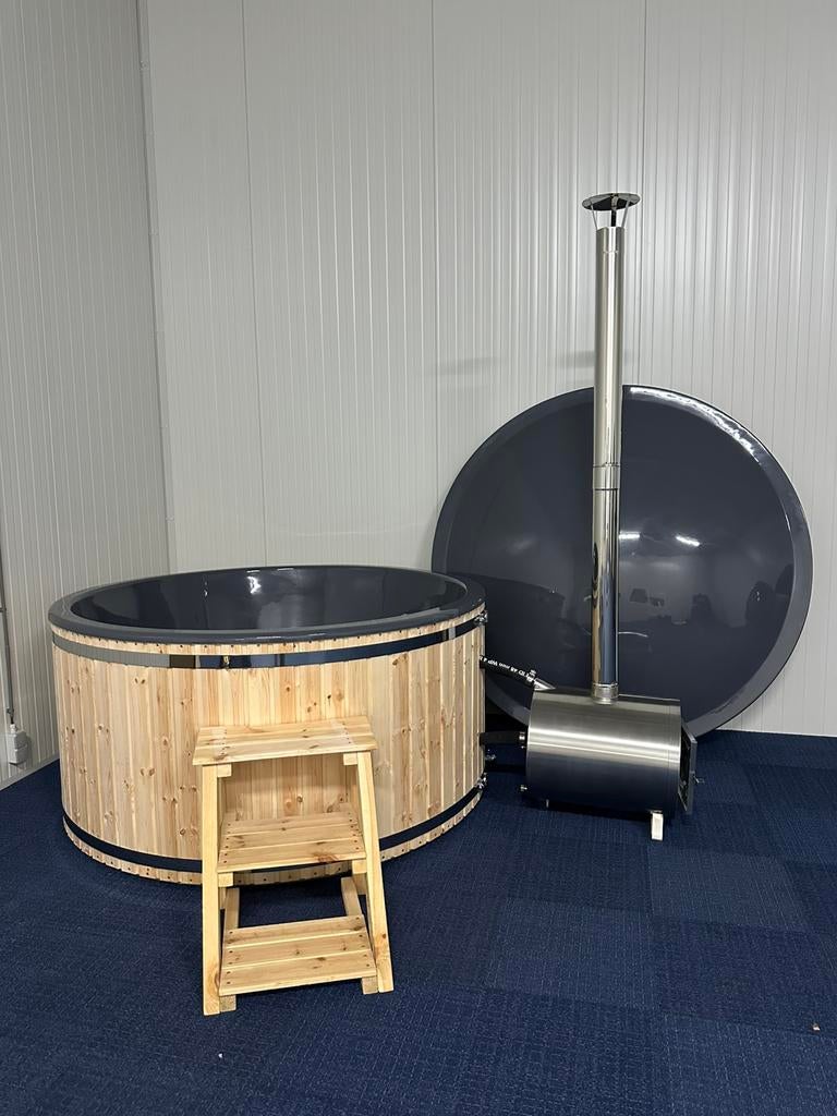 MEGA AANBIEDING Complete hottub set houtgestookt, Tuin en Terras, Bubbelbaden en Hottubs, Ophalen of Verzenden, Nieuw, Trap