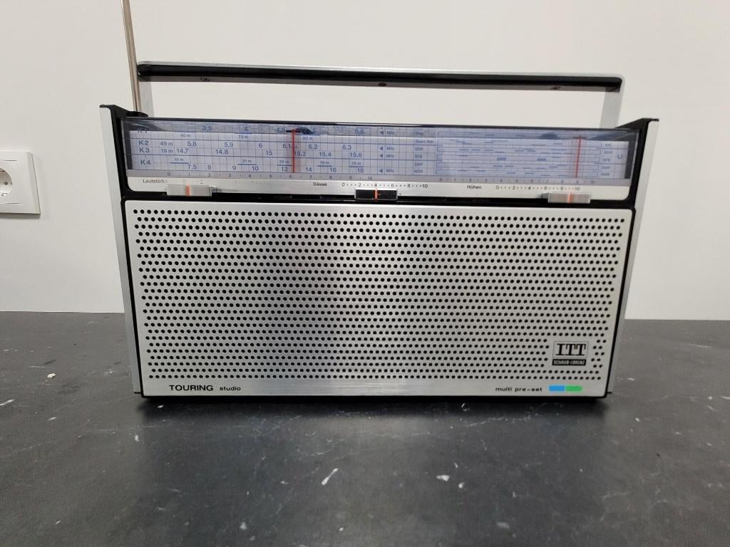 Radio ITT Schaub-Lorenz Touring  3 x, Ophalen of Verzenden, Gebruikt, Radio