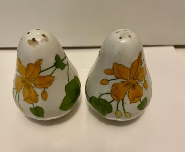 zout en peper villeroy en boch servies geranium, Huis en Inrichting, Keuken | Servies, Gebruikt, Overige typen, Ophalen of Verzenden