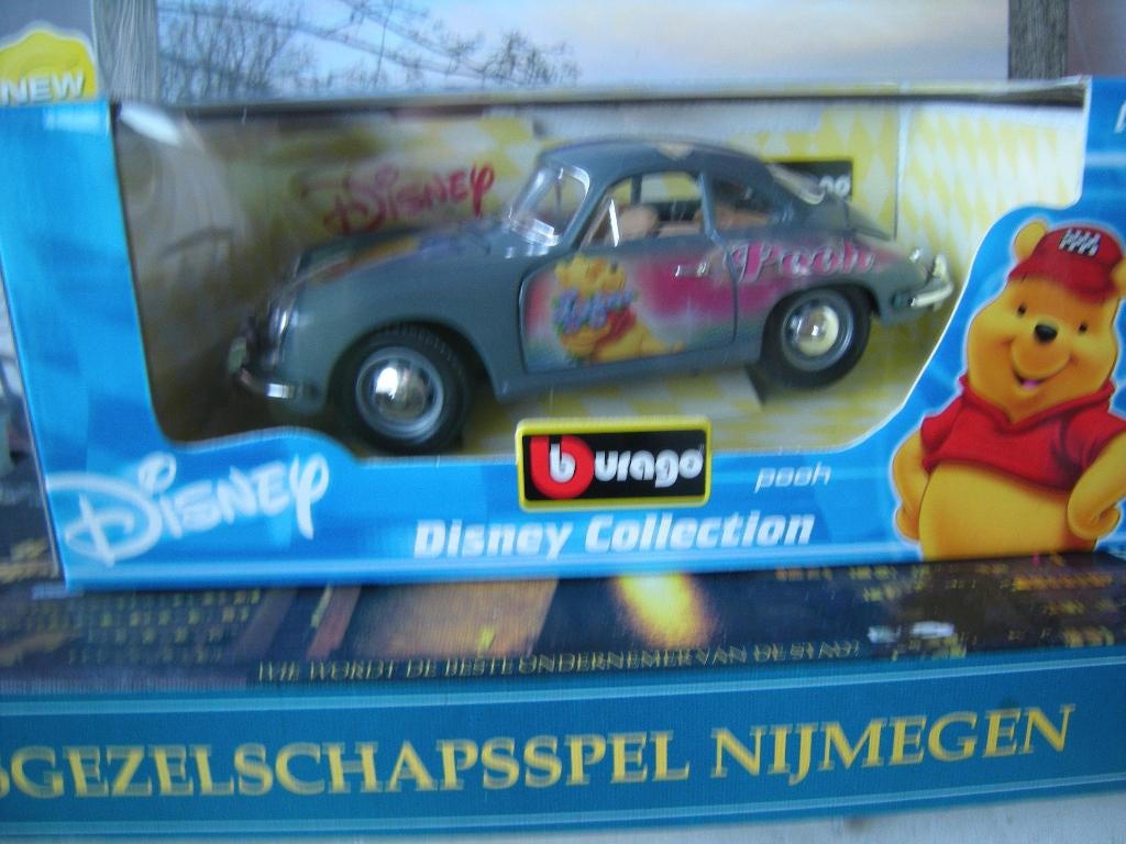 disney collection  porsche 356 winnie de poeh kleur grijs, Ophalen of Verzenden, Nieuw, Auto, Bburago