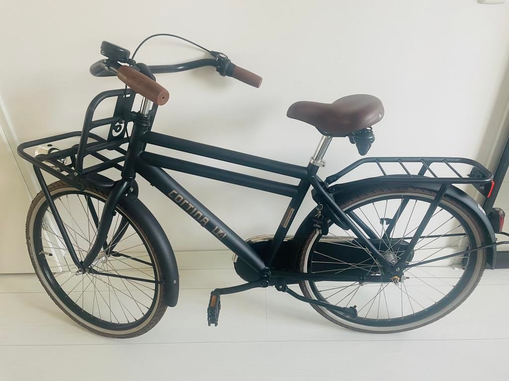 Cortina U4 mini 2023 model mat zwart, Fietsen en Brommers, Fietsen | Jongens, Gebruikt, 24 inch, Versnellingen, Ophalen