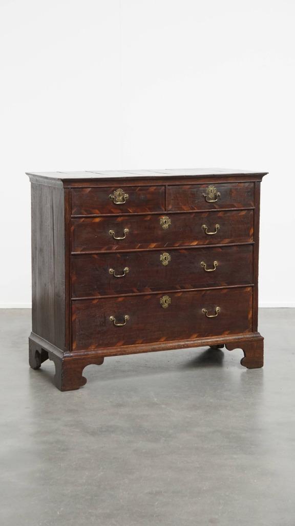 Engelse antieke eikenhouten ladekast, Antiek en Kunst, Antiek | Meubels | Kasten, Ophalen
