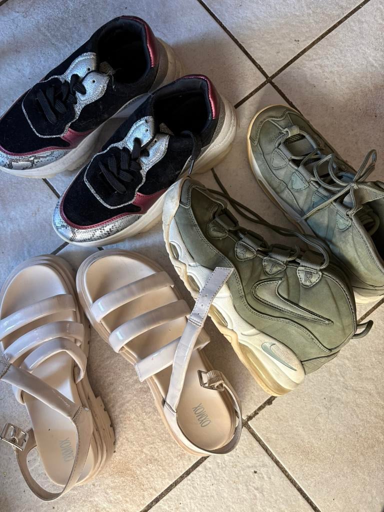 Gratis op te halen schoenen, Ophalen, Zo goed als nieuw, Zwart, Sneakers of Gympen