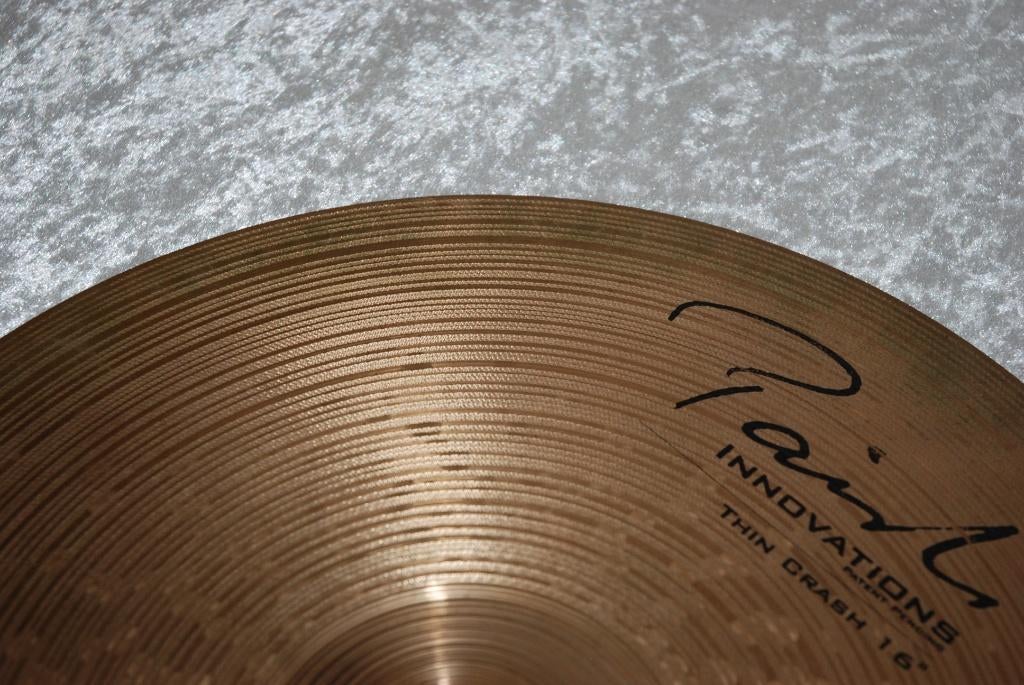 Paiste Innovations thin crash 952gr  16 inch  <26260108>, Gebruikt, ., Drums of Percussie, Ophalen of Verzenden