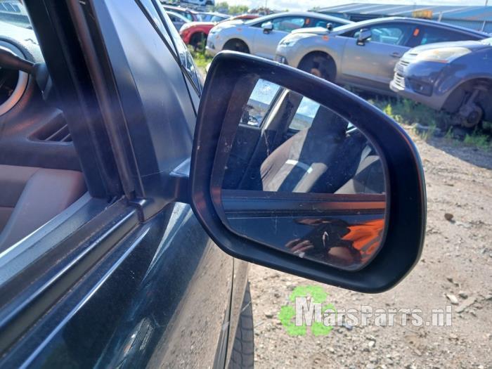 Buitenspiegel rechts van een Suzuki Alto, Auto-onderdelen, Spiegels, Gebruikt, -, -, Ophalen of Verzenden