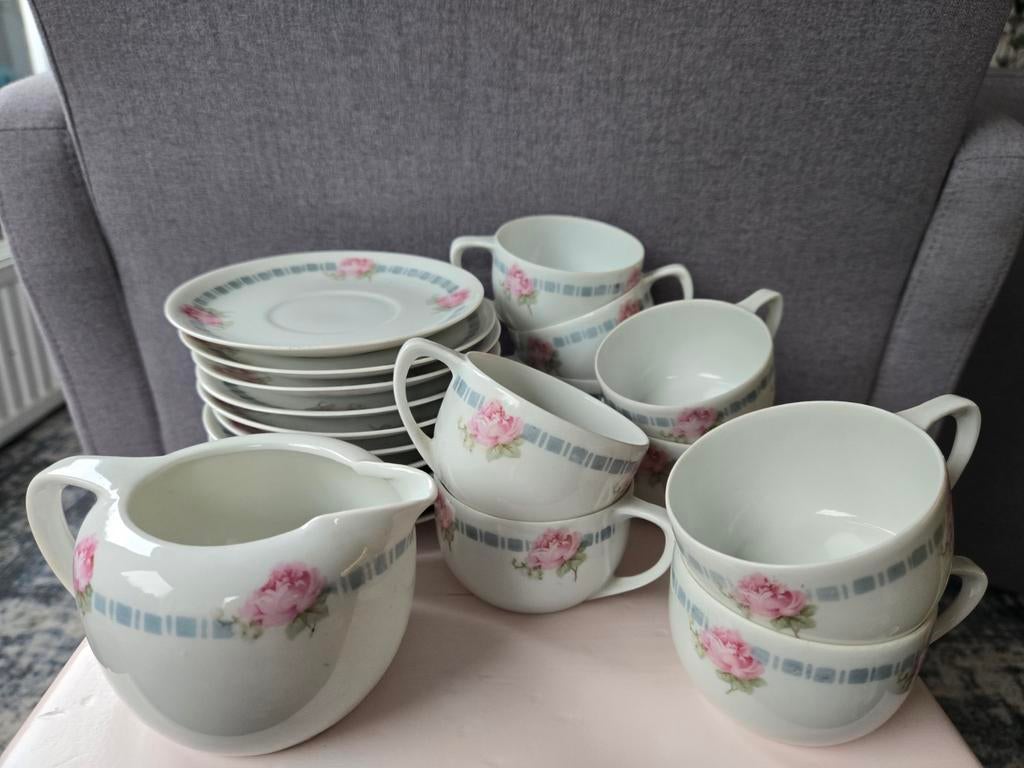 Thee / koffie servies, Ophalen, Zo goed als nieuw, Overige stijlen, Kop(pen) en/of Schotel(s)