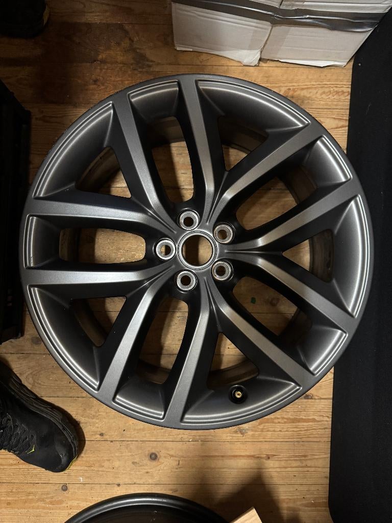 Range Rover Velar 20” Style 1089 velgen, Auto-onderdelen, Banden en Velgen, Ophalen, Gebruikt, 255 mm, Velg(en)