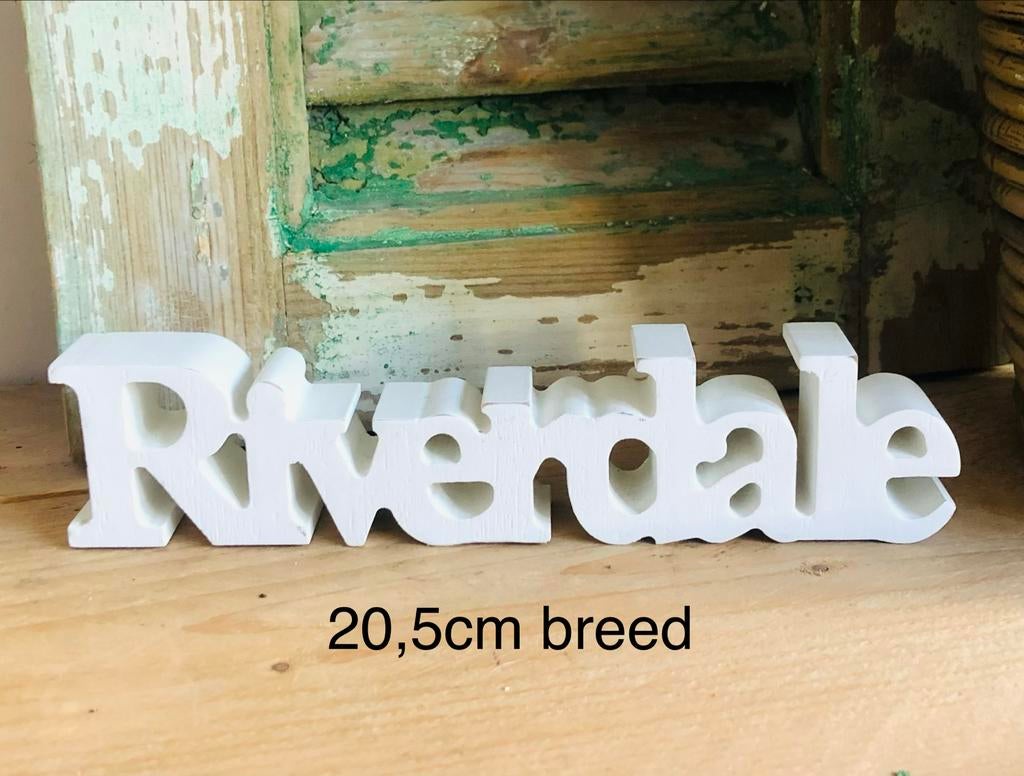 Riverdale Woord Decoratie Wit, Huis en Inrichting, Ophalen of Verzenden, Zo goed als nieuw