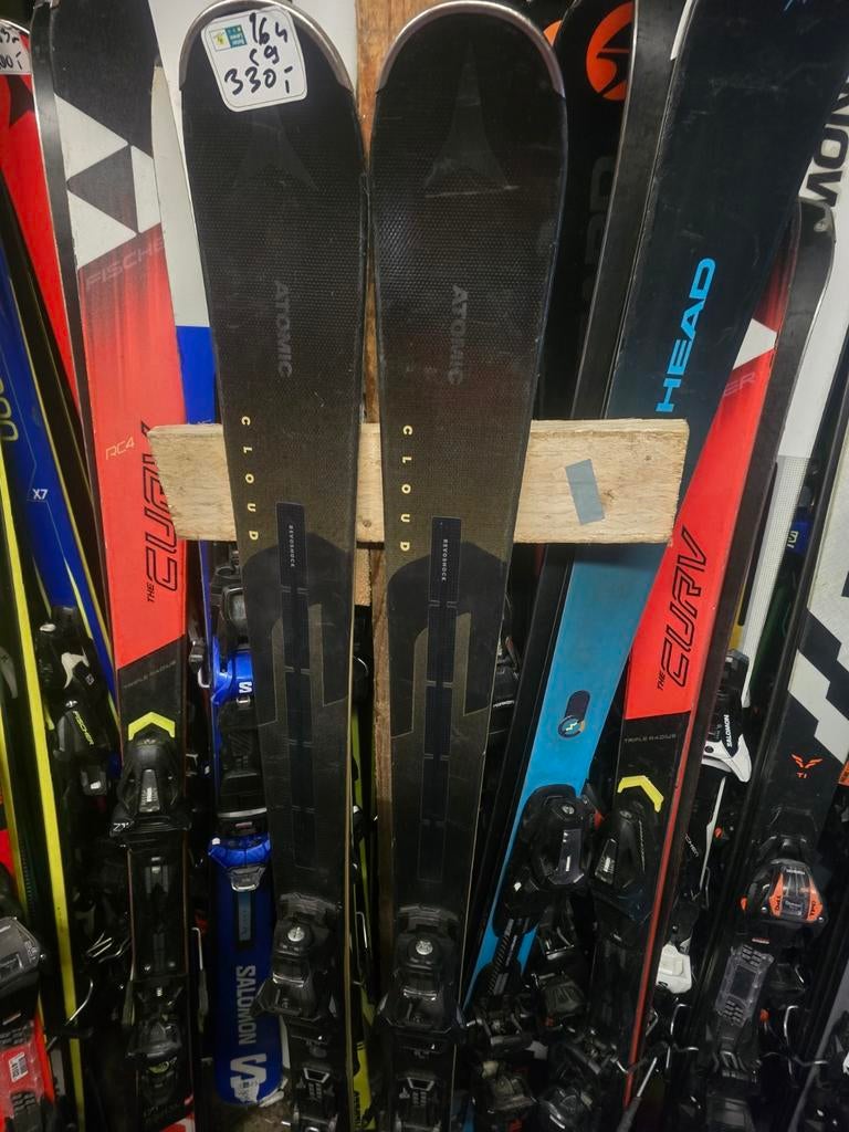 164cm ATOMIC CLOUD C9 DAMES CARVE SKIS, 160 tot 180 cm, Ophalen of Verzenden, Zo goed als nieuw, Carve