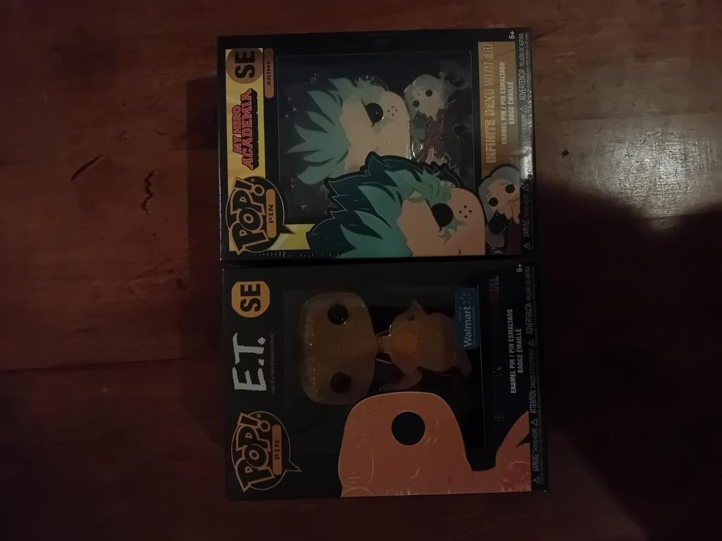 Funko Pop Pins XL - E.T. & My Hero Academia, Ophalen of Verzenden, Nieuw, Figuurtje, Speldje of Pin