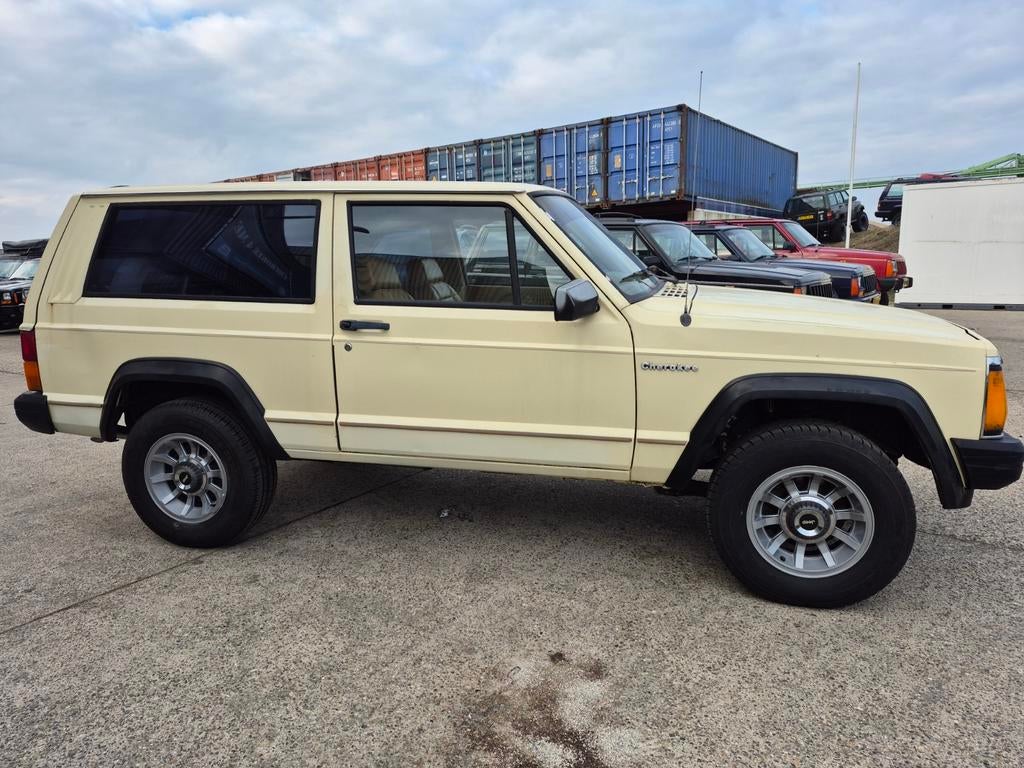 LEVENDE LEGENDE ! JEEP CHEROKEE 3 DEURS 1986 NOG ORGINEEL !, foto 9
