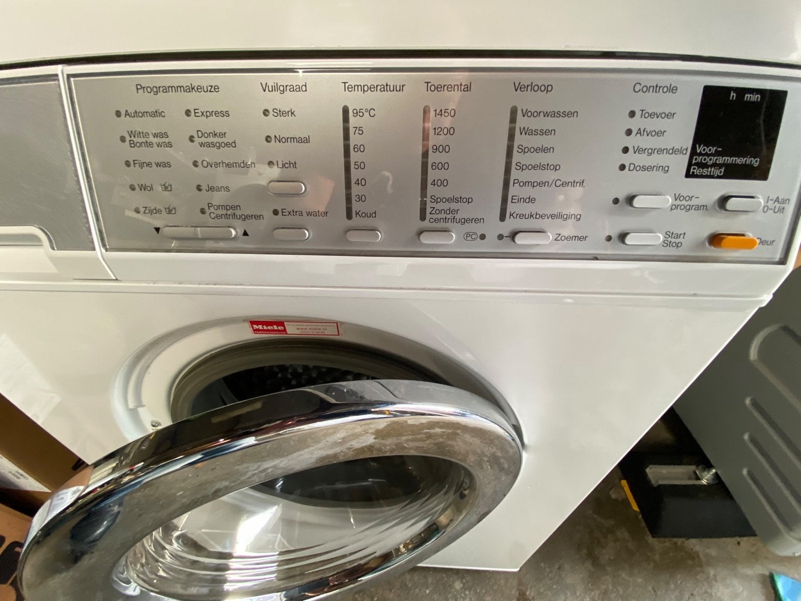 Foto 3 van Miele V 5845 Wasmachine - Nieuwe schokbrekers