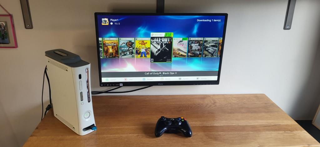 Xbox 360 / Schoon / Getest + Aurora, 500 GB, Refurbished, Ophalen of Verzenden, Met harde schijf