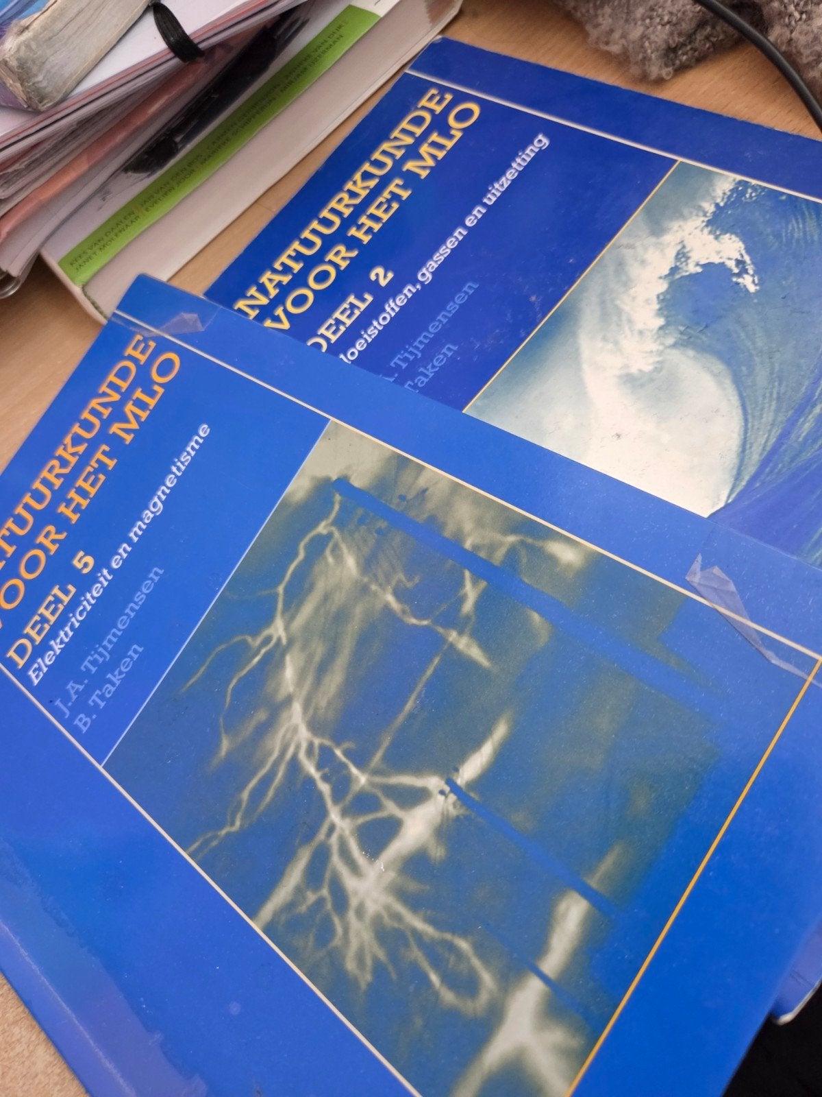 Natuurkunde voor het MLO - Deel 2 en Deel 5, Gelezen, Ophalen of Verzenden, J.A. Tijmensen, B. Taken, MBO
