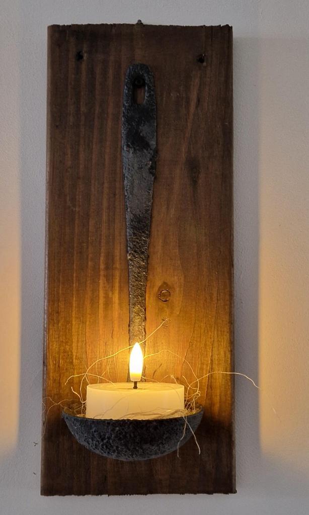 Wandkandelaar hout + metaal met LED kaars *NIEUW* (w5) a, Overige materialen, 25 tot 50 cm, Nieuw, Ophalen of Verzenden