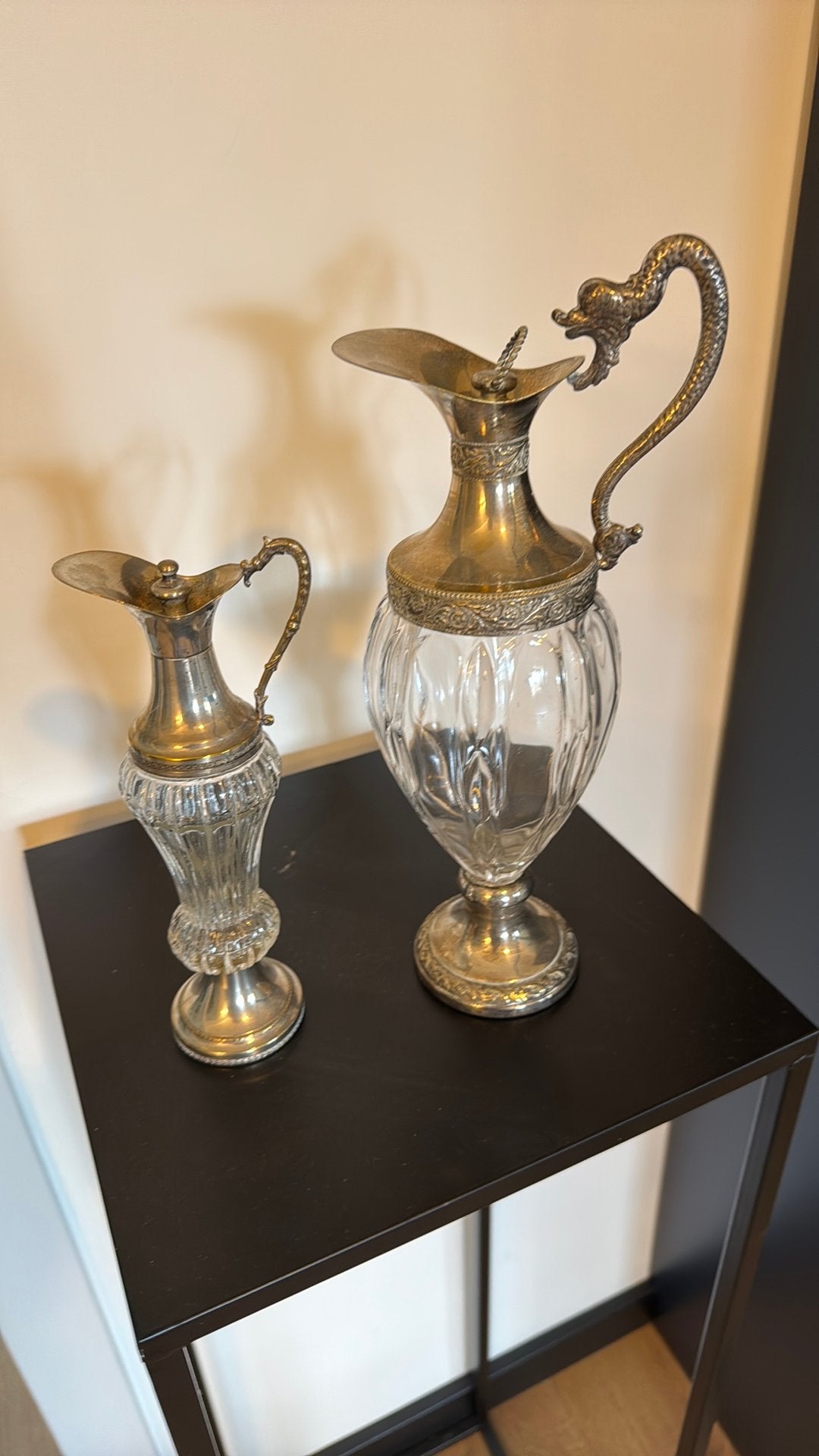 Twee karaffen zilver, glas, Antiek en Kunst, Ophalen of Verzenden