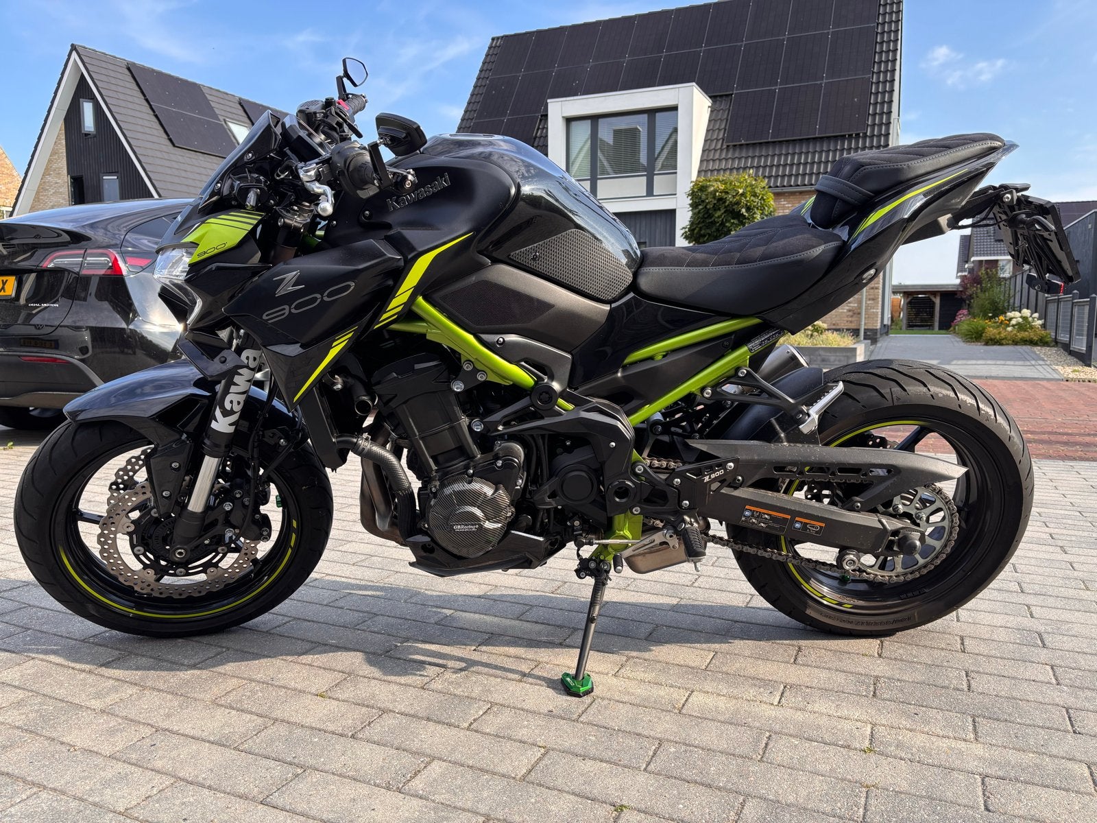 Kawasaki Z900 2023 SC Project, custom alcantara zadel, Motoren, Motoren | Kawasaki, Sportuitlaat, 4 cilinders, Motorrijbewijs A