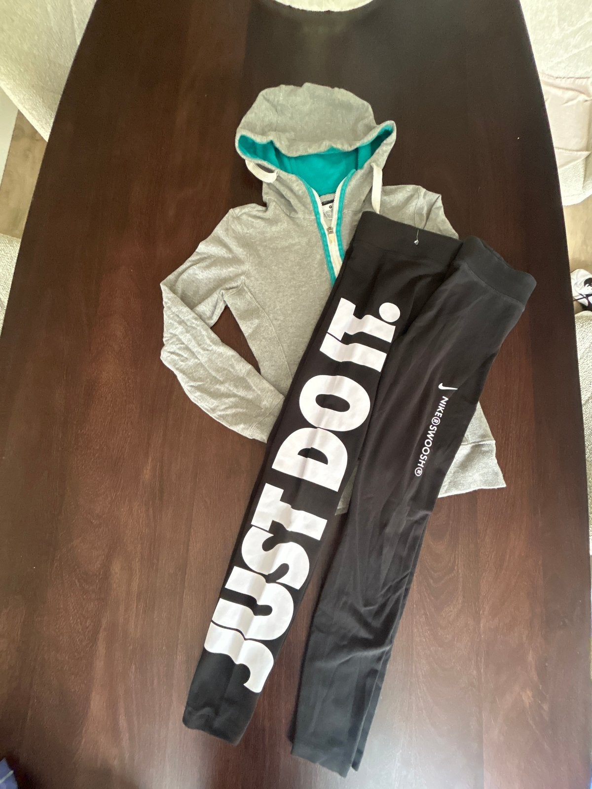 NIke legging 2 stuks (XS/S), Ophalen, Fitness of Aerobics, Maat 34 (XS) of kleiner, Grijs