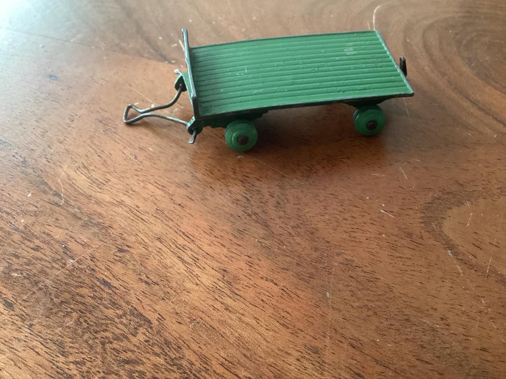 Dinky Toys. Military Flat Truck Trailer. 25C, Ophalen of Verzenden, Gebruikt, Bus of Vrachtwagen