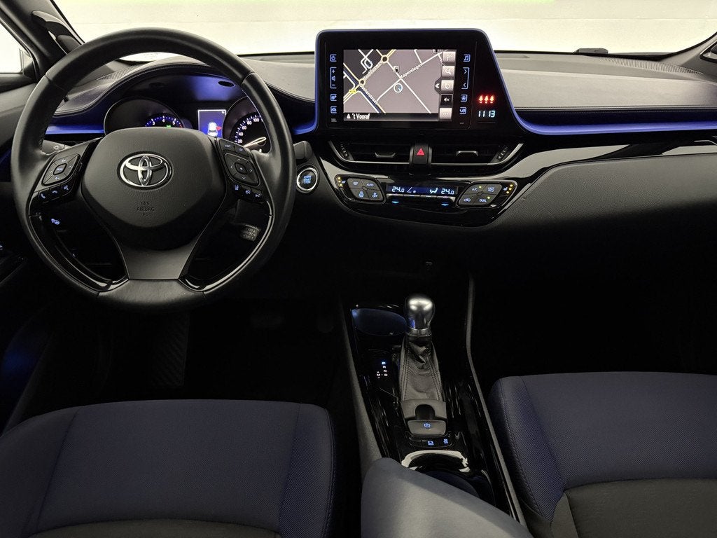 Toyota C-HR 1.2 Bi-Tone | Camera | Cruise | JBL | Stoelverw., Auto's, Toyota, Stof, Gebruikt, Euro 6, 4 cilinders