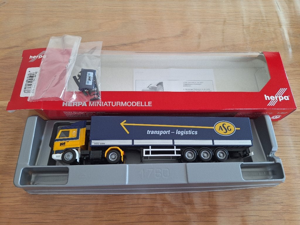 Herpa Scania 141 ASG Semitrailer, Hobby en Vrije tijd, Modelauto's | 1:87, Ophalen, Zo goed als nieuw, Bus of Vrachtwagen, Herpa