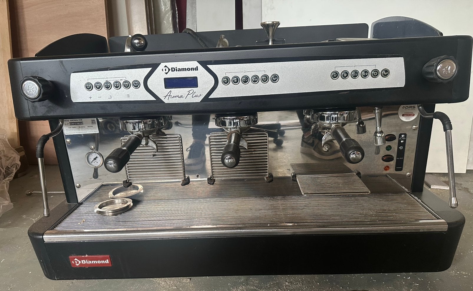 Diamond espressomachine | koffiemachine 3 groeps, 10 kopjes of meer, Ophalen, Zo goed als nieuw, Koffiemachine