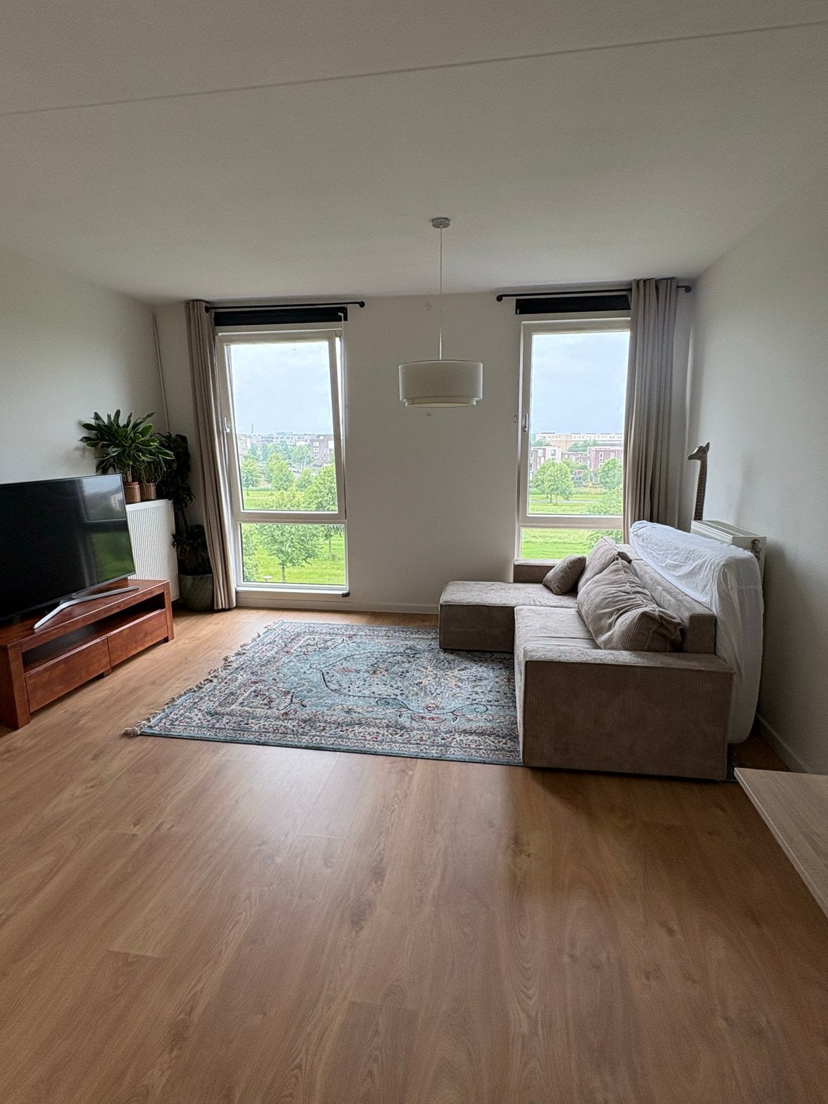 40 m2 laminaat 1 jaar oud, Ophalen, Gebruikt, 50 tot 150 cm, 10 m² of meer