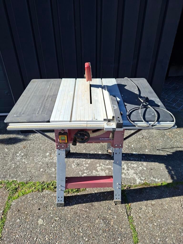 Einhell TE-TS 1825 U zaagtafel, Doe-het-zelf en Verbouw, Gereedschap | Zaagmachines, Gebruikt, Cirkelzaag, 1200 watt of meer, 70 mm of meer