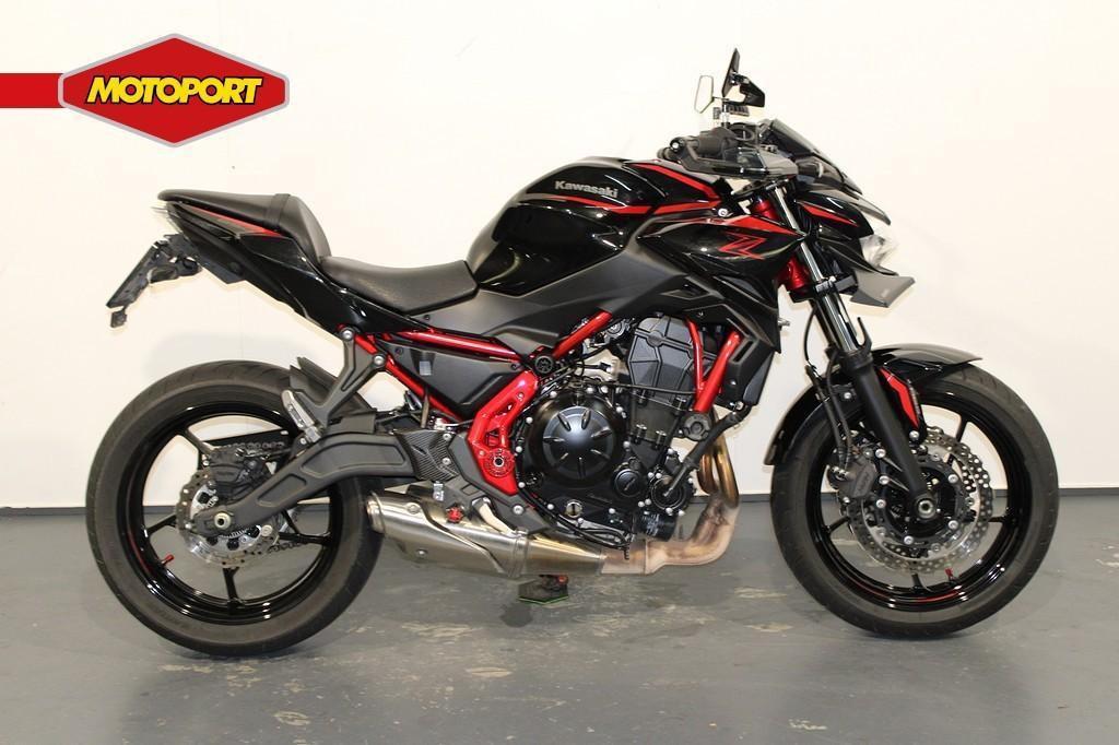 Kawasaki Z 650 (bj 2025), Bedrijf, Info@kawasaki.nl, Meer dan 35 kW, Jacobus Spijkerdreef 1-3
2132 PZ  Hoofddorp, NL