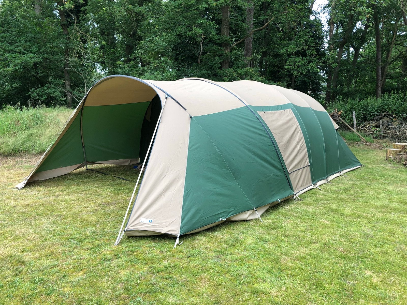 Falco Havik 460 tunneltent - 3 slaapcompartimenten, Caravans en Kamperen, Tenten, Ophalen, Gebruikt, Tot en met 6