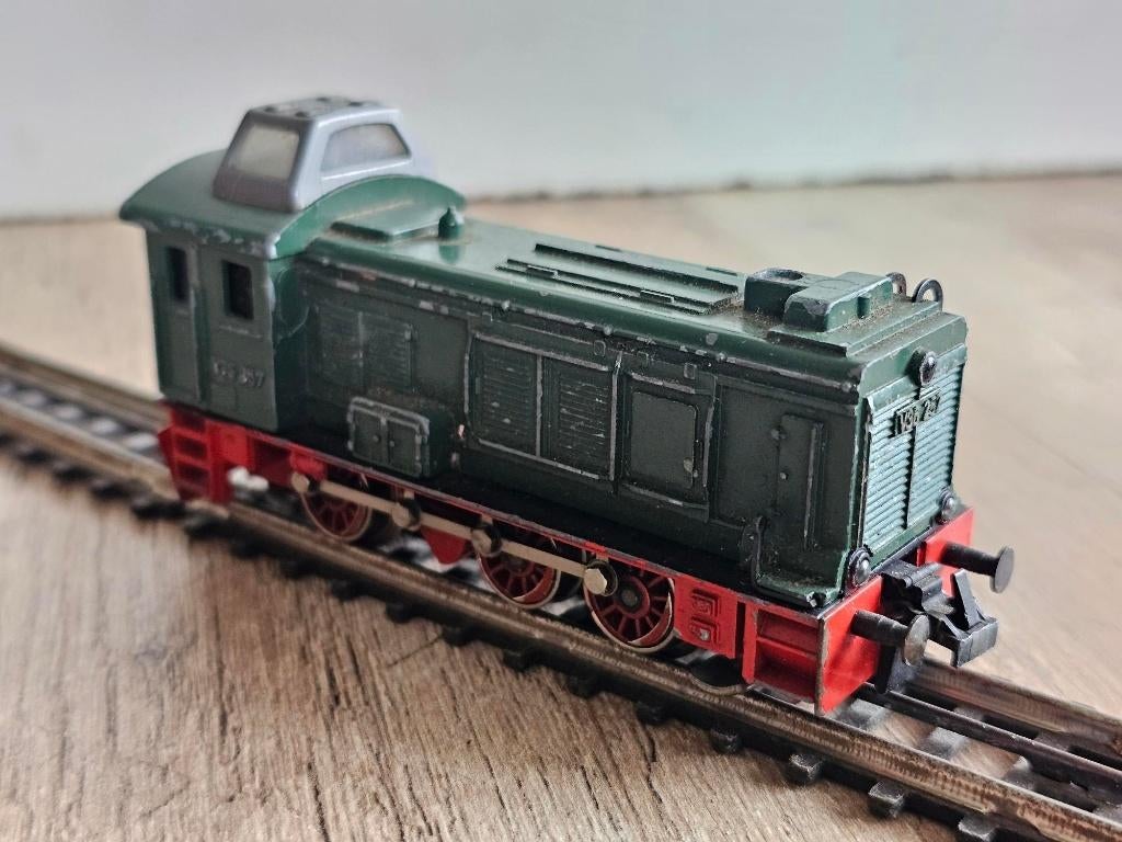 Modeltrein TRIX-EXPRESS 3 railsysteem lokomotief V-36 metaal, Gebruikt, Trix, Ophalen of Verzenden, Gelijkstroom