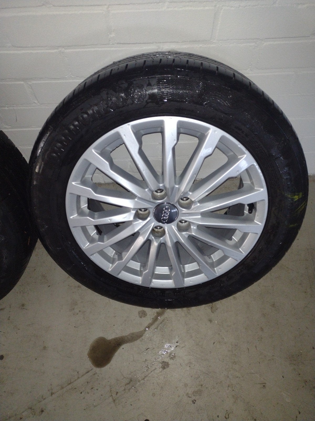 4x 17"  Velgen met banden voor Audi Q2, Ophalen, Gebruikt, Personenwagen, Banden en Velgen