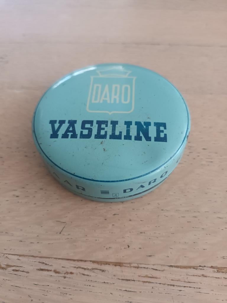 Oud blikje Daro Vaseline, Verzamelen, Ophalen of Verzenden, Gebruikt, Verpakking