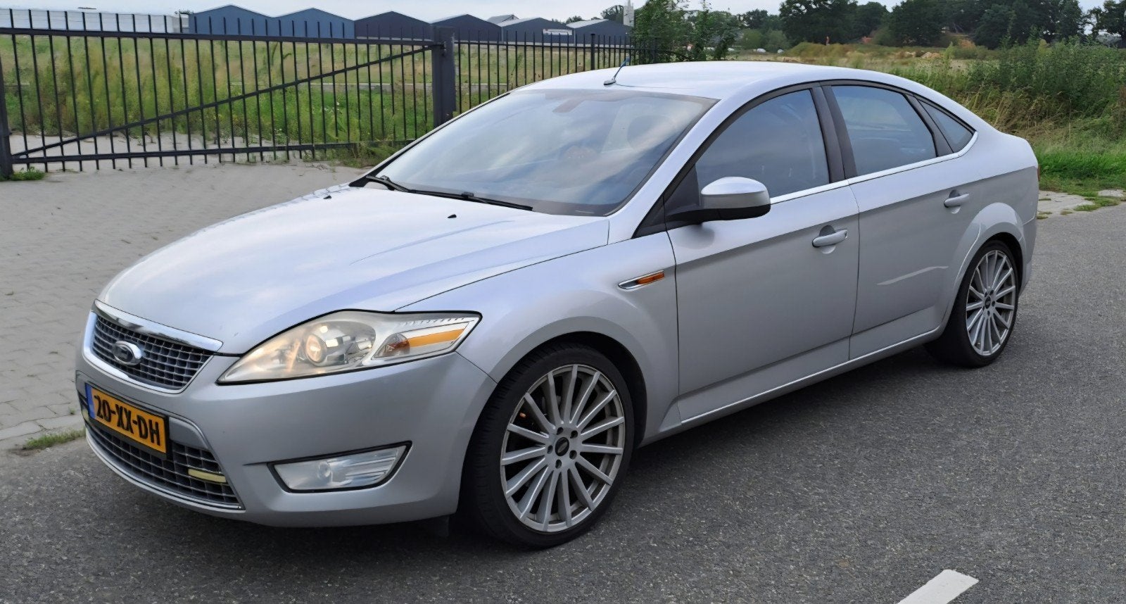 Ford Mondeo 2.5 20V 162KW 5D 2007 Grijs, Auto's, Voorwielaandrijving, 745 kg, 1800 kg, Mondeo