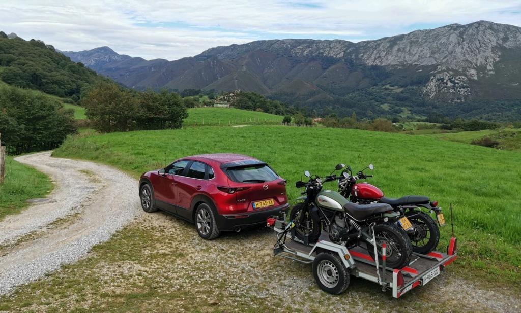 Erdé Motoraanhanger voor 2 motoren, Ophalen, Gebruikt