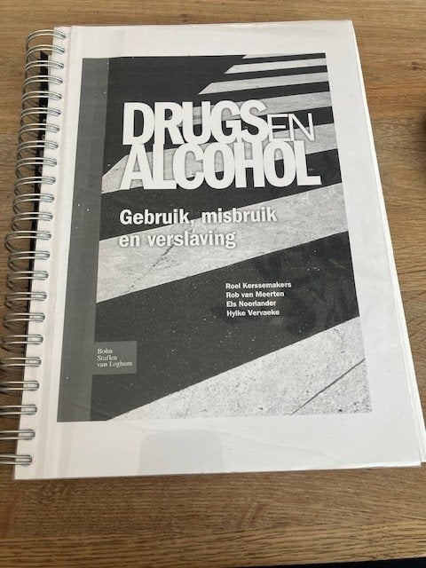 Drugs en Alcohol: Gebruik, misbruik en verslaving uitgeprint, Boeken, Studieboeken en Cursussen, Gelezen, Diverse auteurs, Gamma