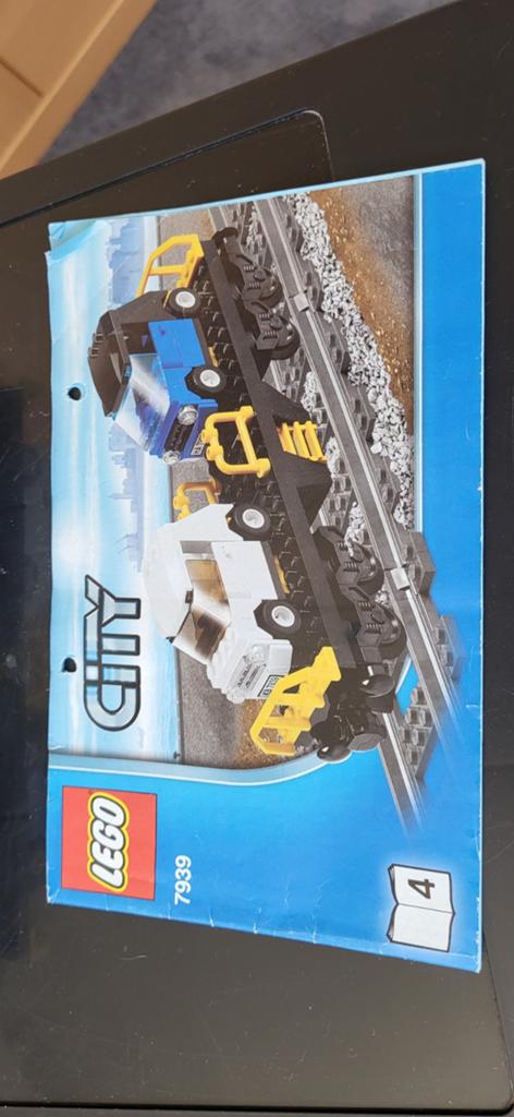Lego City treinwagon (7939) met auto's en boekje, Lego, Ophalen of Verzenden, Complete set, Inclusief instructies
