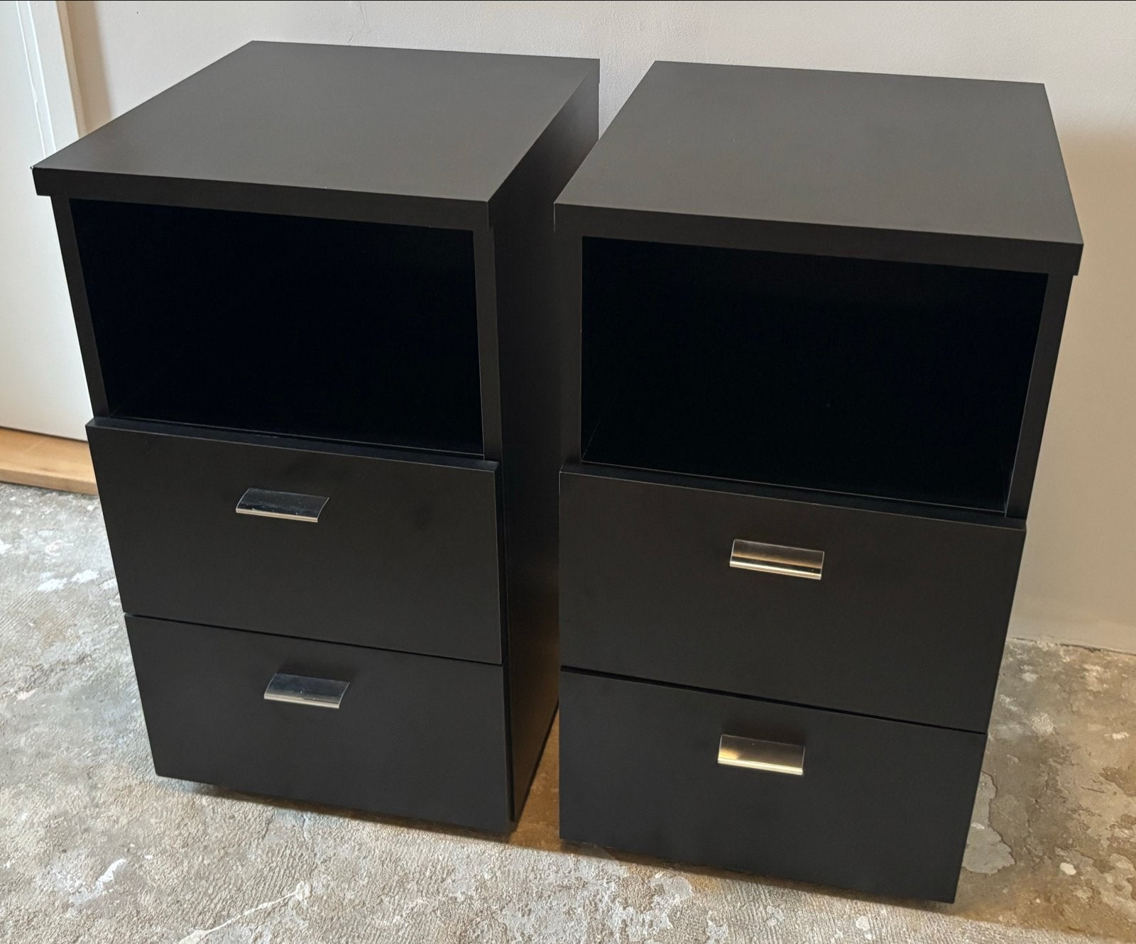 Nachtkastjes set | 2 stuks | Open vak 2 lades | 61,5x35x40, Ophalen, Gebruikt, Minder dan 45 cm, 55 tot 70 cm