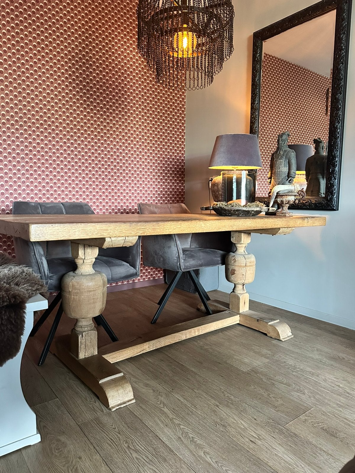 Foto 7 van Prachtige doorleefde kloostertafel