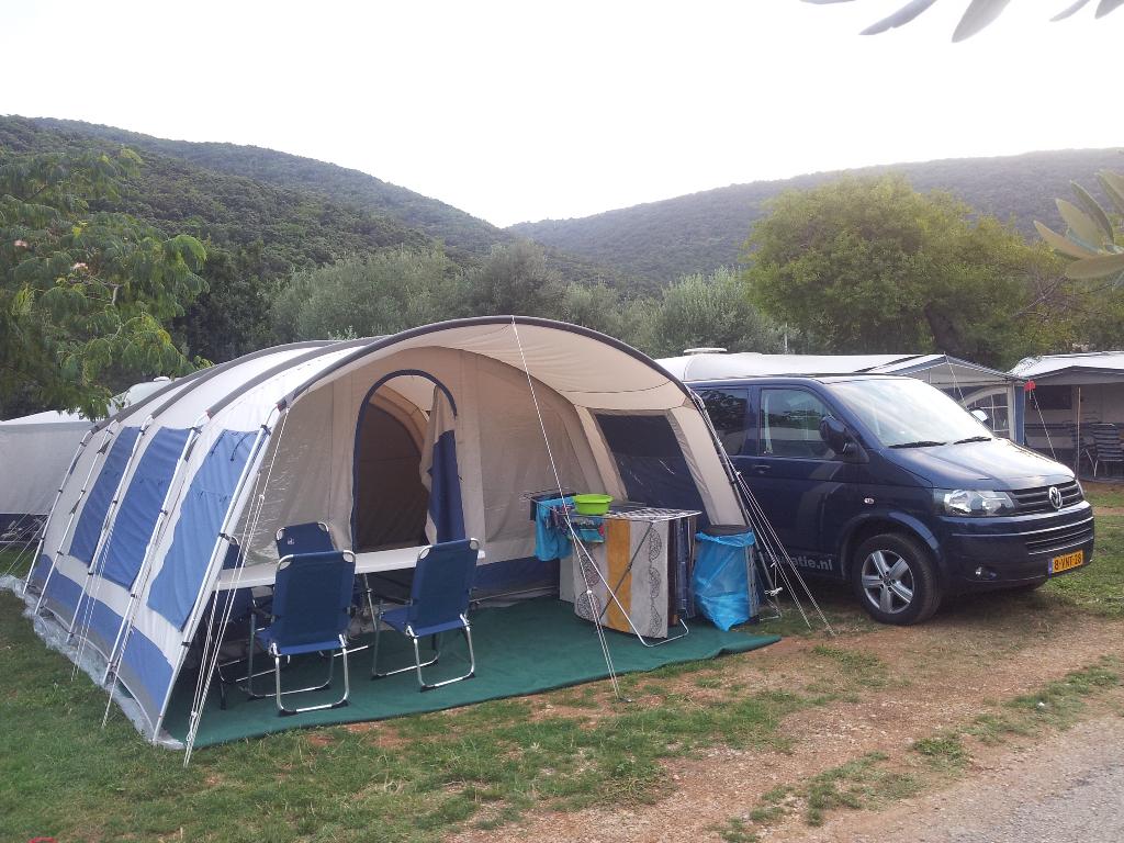 T.E.A.B. Redwood Willow 6 persoons tent met inrichting., Caravans en Kamperen, Ophalen, Gebruikt, Tot en met 6