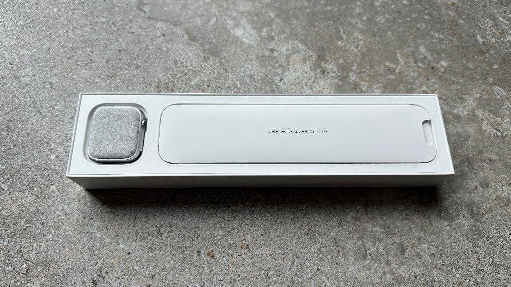 Apple Watch 4 - 44MM - Zilver, IOS, Ophalen of Verzenden, Zo goed als nieuw, Apple