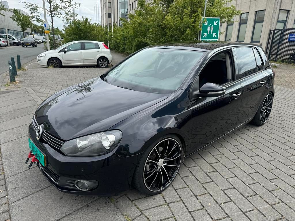 Volkswagen Golf 1.4 TSI DSG 2009 Zwart AIRCO 5DR BAKSTORING, Zwart, 4 cilinders, Alcantara, Origineel Nederlands