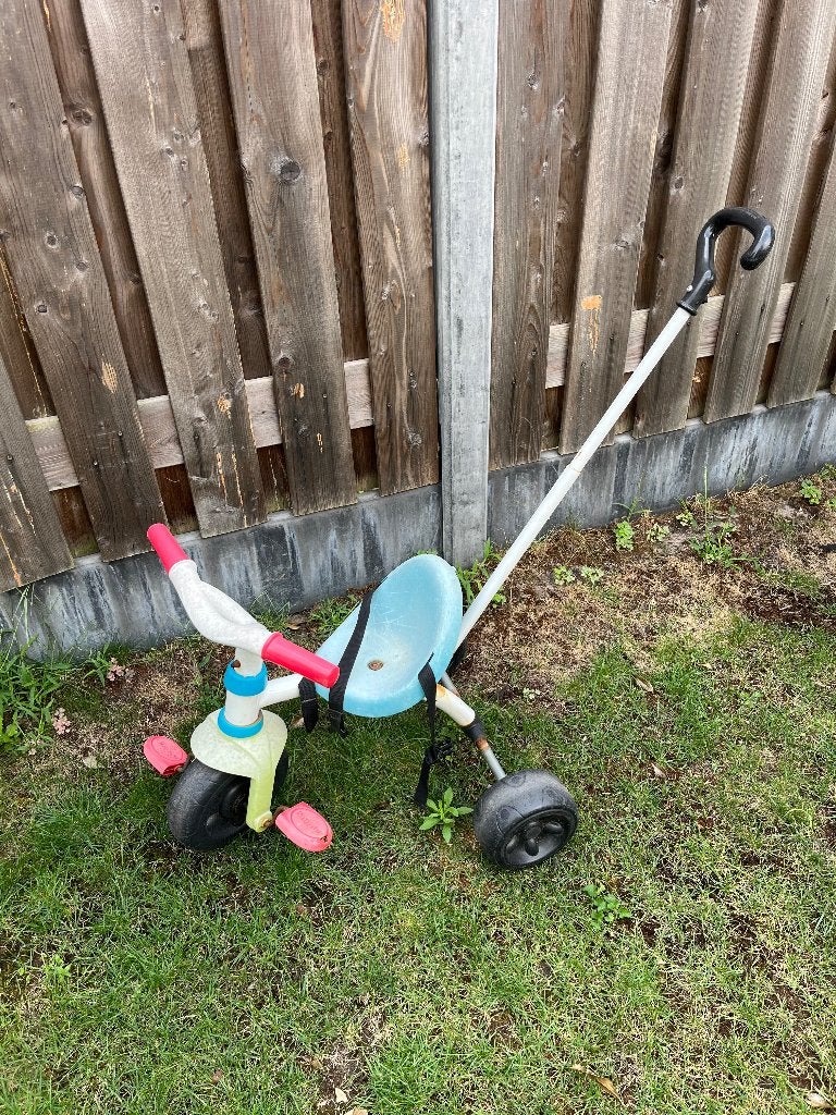 Smoby driewieler, Fietsen en Brommers, Fietsen | Driewielers, Ophalen, Gebruikt, Smoby, Duwstang