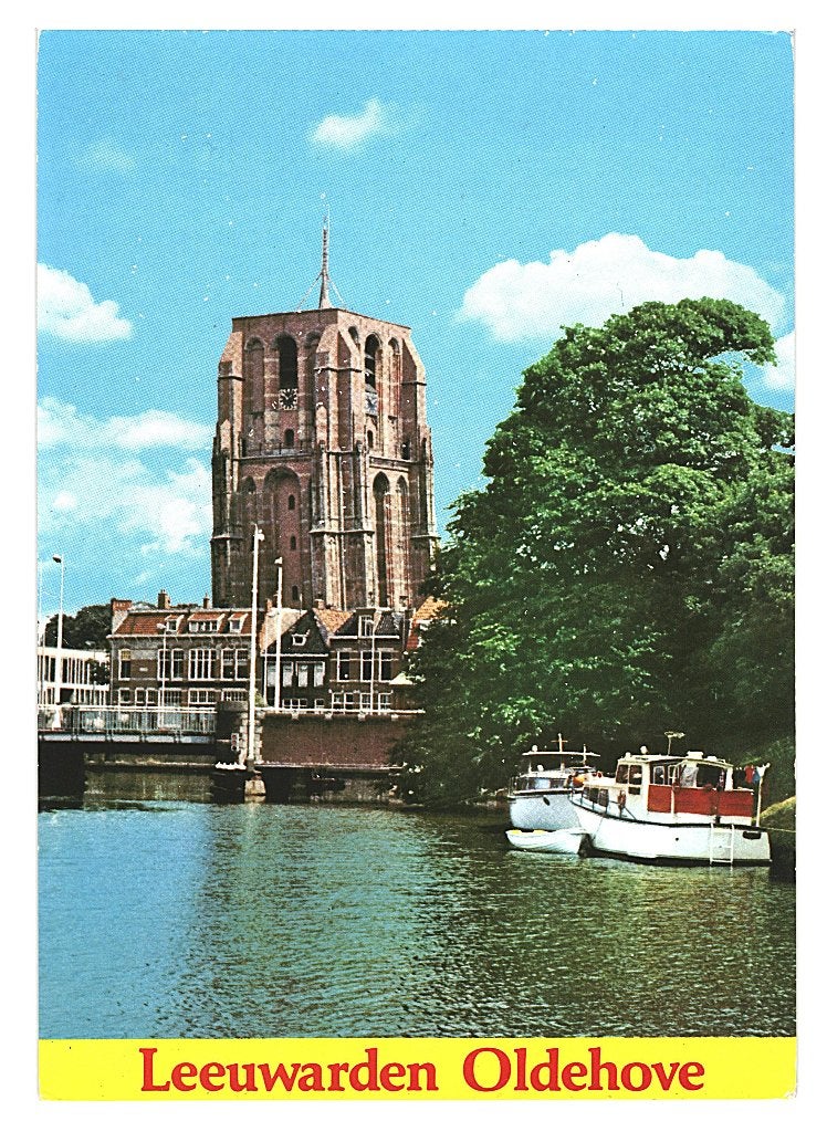 37728 Leeuwarden Rond 75 Fr Leuke oude kaart Niet Gelopen, Verzamelen, Ophalen of Verzenden, 1960 tot 1980, Ongelopen, Friesland