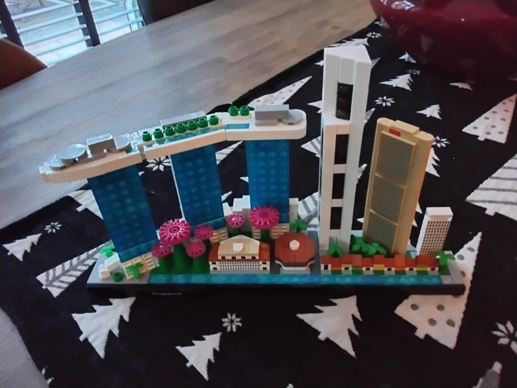 LEGO ARCHITECTURE Singapore - 21057, Ophalen of Verzenden, Zo goed als nieuw